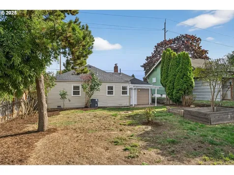 7817 N Delaware Avenue Portland OR 97217