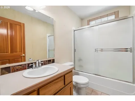 22016 Airport Road NE Aurora OR 97002