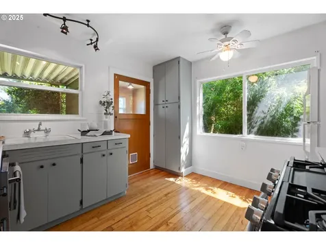 6736 N Haight Avenue Portland OR 97217