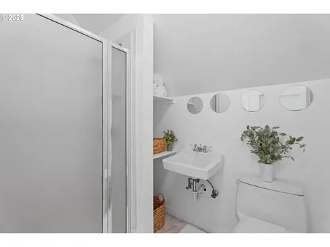 6736 N Haight Avenue Portland OR 97217