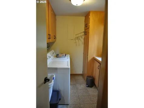 89016 Bridge Street Springfield OR 97478