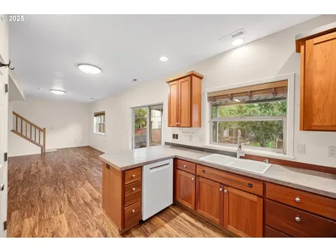 328 NW Sherman Street Sheridan OR 97378