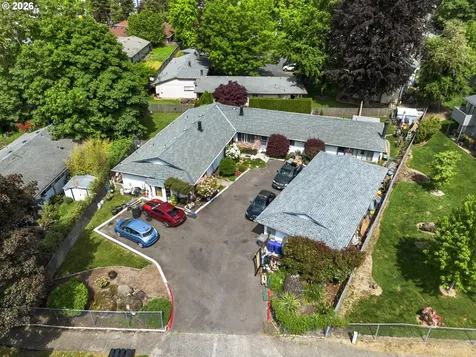 18321 NE Wasco Street Portland OR 97230