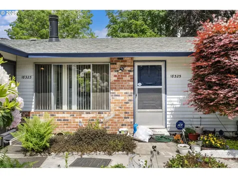 18321 NE Wasco Street Portland OR 97230