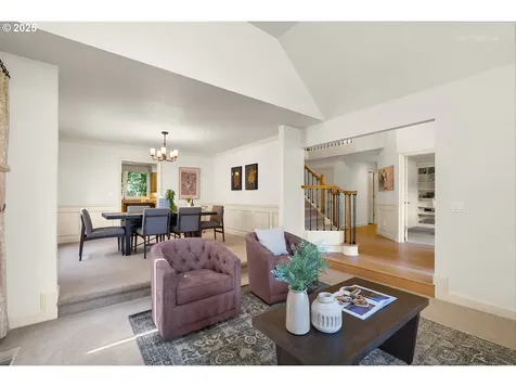 5104 Hastings Court Lake Oswego OR 97035