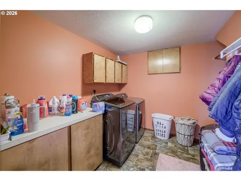 950 SE Dover Lane Madras OR 97741
