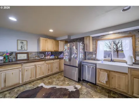 950 SE Dover Lane Madras OR 97741