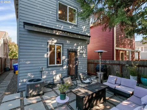 2810 N Watts Street Portland OR 97217