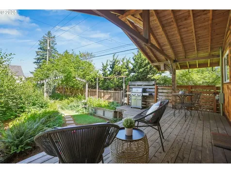 7155 N Greenwich Avenue Portland OR 97217