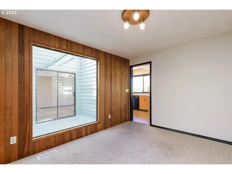 2307 SW 24th Street Gresham OR 97080