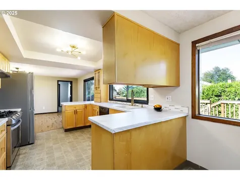 2307 SW 24th Street Gresham OR 97080
