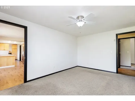 2307 SW 24th Street Gresham OR 97080