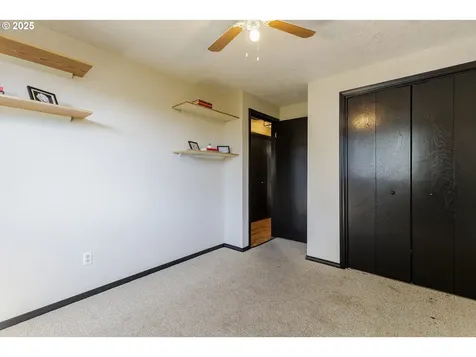 2307 SW 24th Street Gresham OR 97080