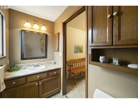 490 SW Nancy Avenue Gresham OR 97030