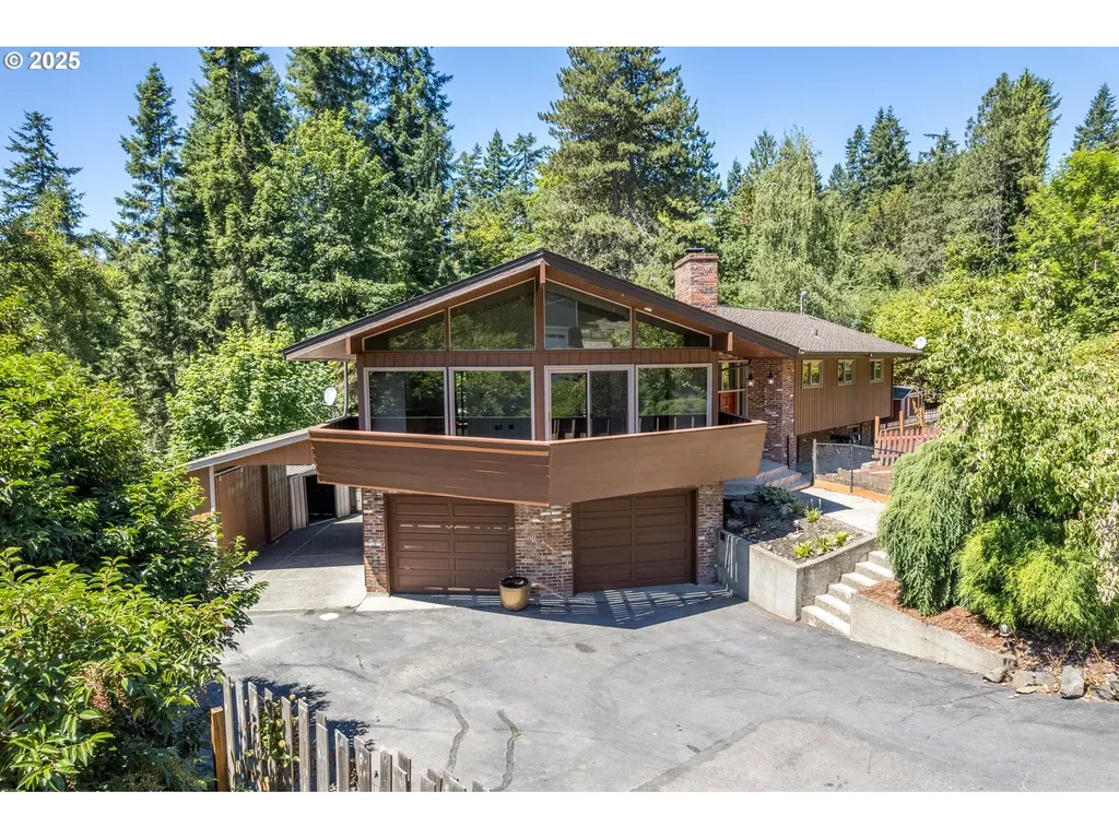 2327 Lynnwood Drive Longview WA 98632