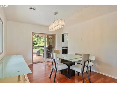 2327 Lynnwood Drive Longview WA 98632