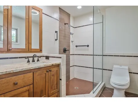 2327 Lynnwood Drive Longview WA 98632