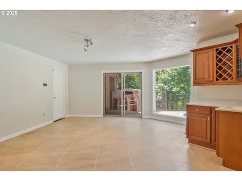 2327 Lynnwood Drive Longview WA 98632
