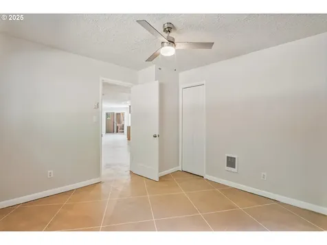 2327 Lynnwood Drive Longview WA 98632