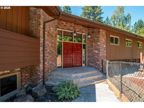 2327 Lynnwood Drive Longview WA 98632