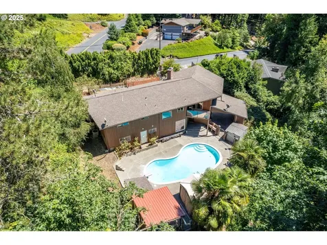 2327 Lynnwood Drive Longview WA 98632