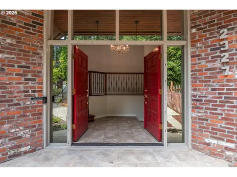 2327 Lynnwood Drive Longview WA 98632