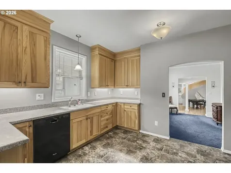 405 NE 86th Avenue Portland OR 97220