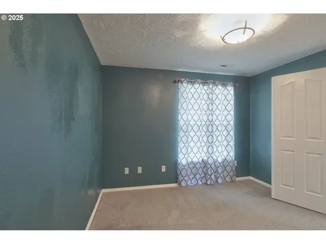 1424 Mount View Lane Molalla OR 97038