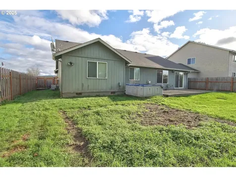 1424 Mount View Lane Molalla OR 97038