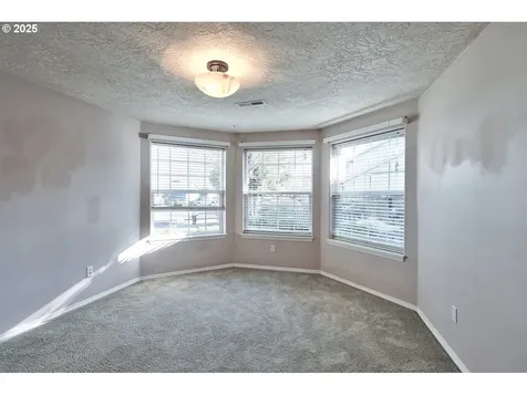 1424 Mount View Lane Molalla OR 97038