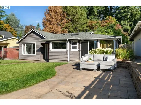 4417 SW Pendleton Street Portland OR 97221