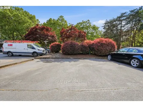 5250 S Landing Drive Portland OR 97239