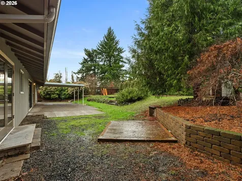 5915 SW Illinois Street Portland OR 97221