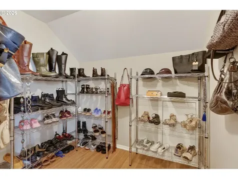 5135 N Cecelia Street Portland OR 97203