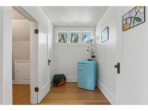 5135 N Cecelia Street Portland OR 97203