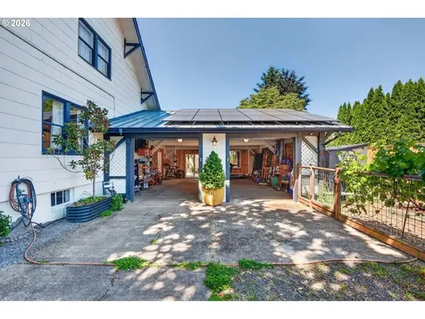 5135 N Cecelia Street Portland OR 97203