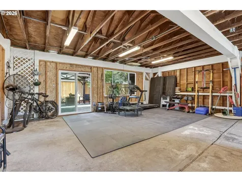 5135 N Cecelia Street Portland OR 97203