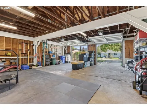 5135 N Cecelia Street Portland OR 97203