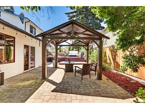 5135 N Cecelia Street Portland OR 97203