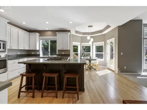 5021 NW 141st Street Vancouver WA 98685