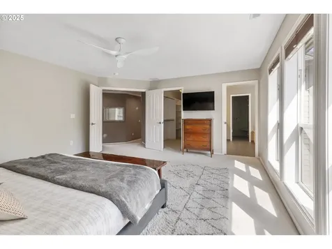 5021 NW 141st Street Vancouver WA 98685