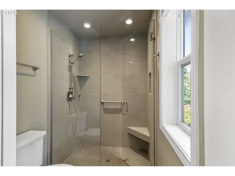 5021 NW 141st Street Vancouver WA 98685