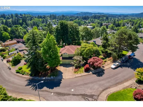2902 SW Orchard Hill Place Lake Oswego OR 97035