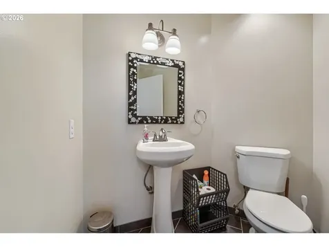 2902 SW Orchard Hill Place Lake Oswego OR 97035