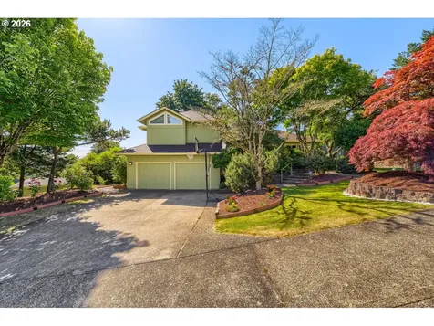 2902 SW Orchard Hill Place Lake Oswego OR 97035