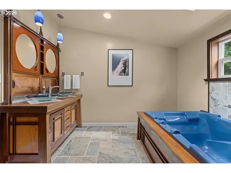 2200 SW 192nd Avenue Beaverton OR 97003