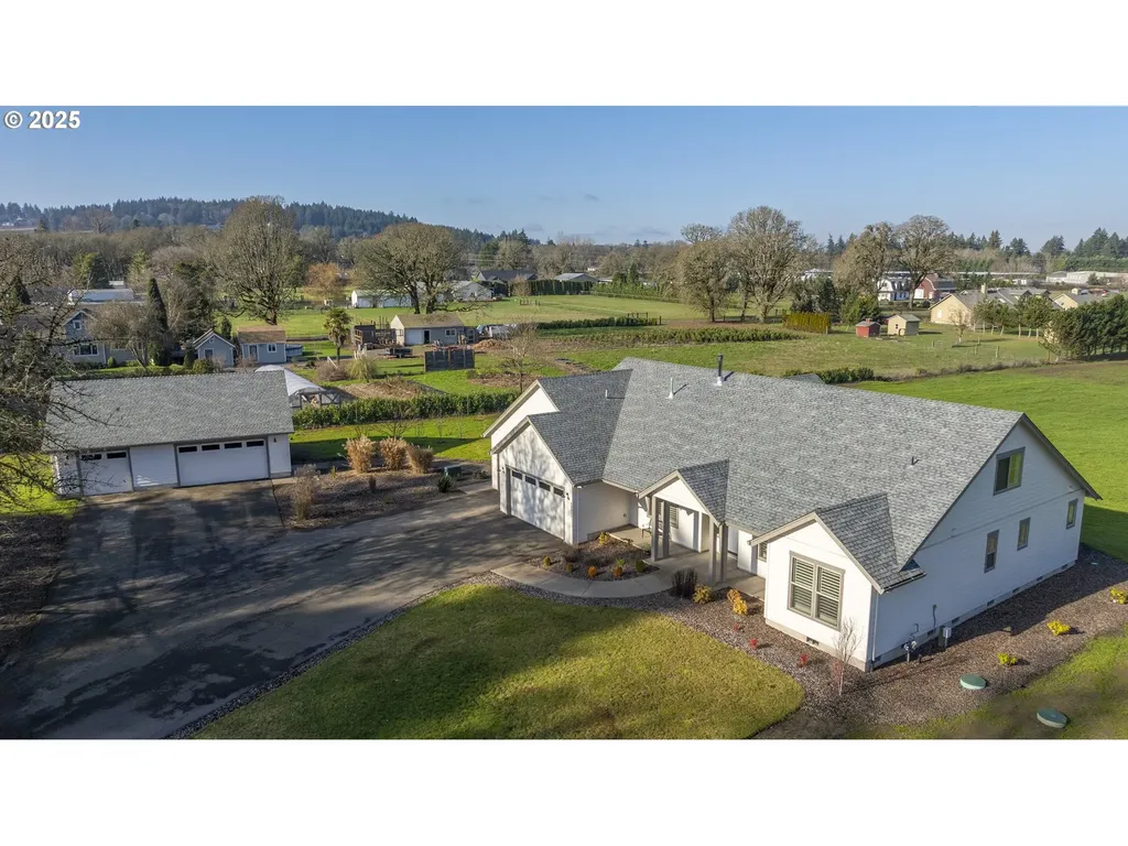 24005 NE Dayton Avenue Newberg OR 97132