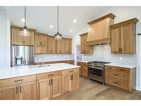 24005 NE Dayton Avenue Newberg OR 97132