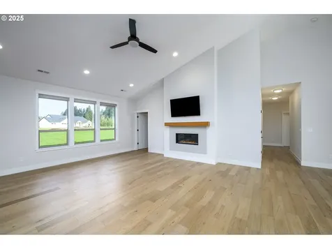 24005 NE Dayton Avenue Newberg OR 97132