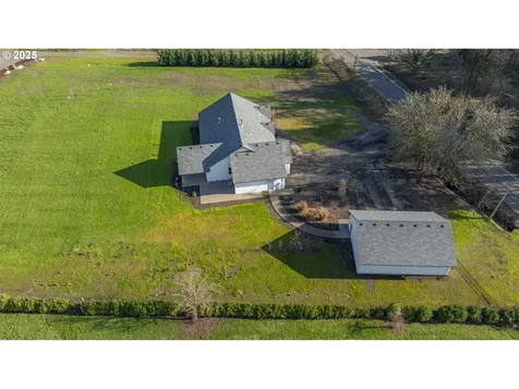 24005 NE Dayton Avenue Newberg OR 97132